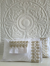 Afbeelding in Gallery-weergave laden, Bedlakenset Rbati