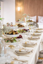 Afbeelding in Gallery-weergave laden, Boek de showroom als fotostudio